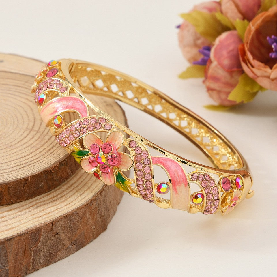 Korean-style Fashionable Crystal Bracelet For Women