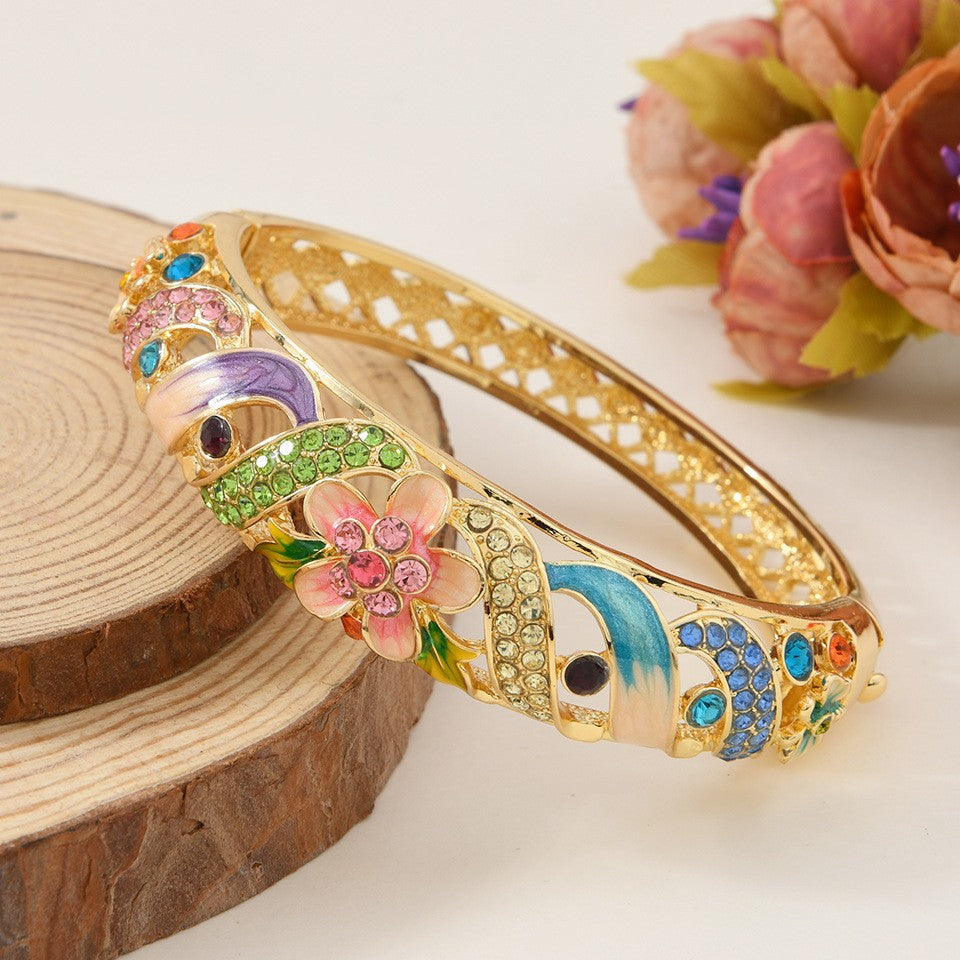 Korean-style Fashionable Crystal Bracelet For Women